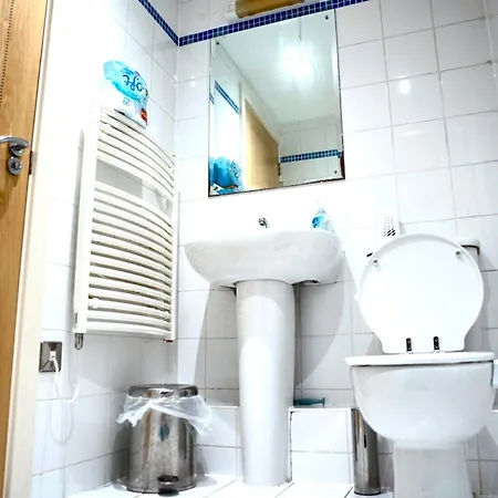 The Comfort Hub - Train Station Daire *