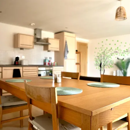 The Comfort Hub - Train Station Daire Leeds (West Yorkshire)