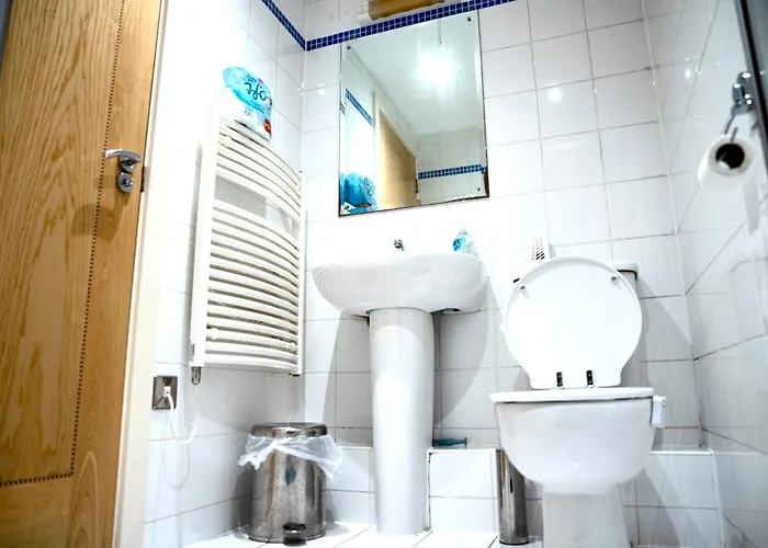 The Comfort Hub - Train Station דירה *